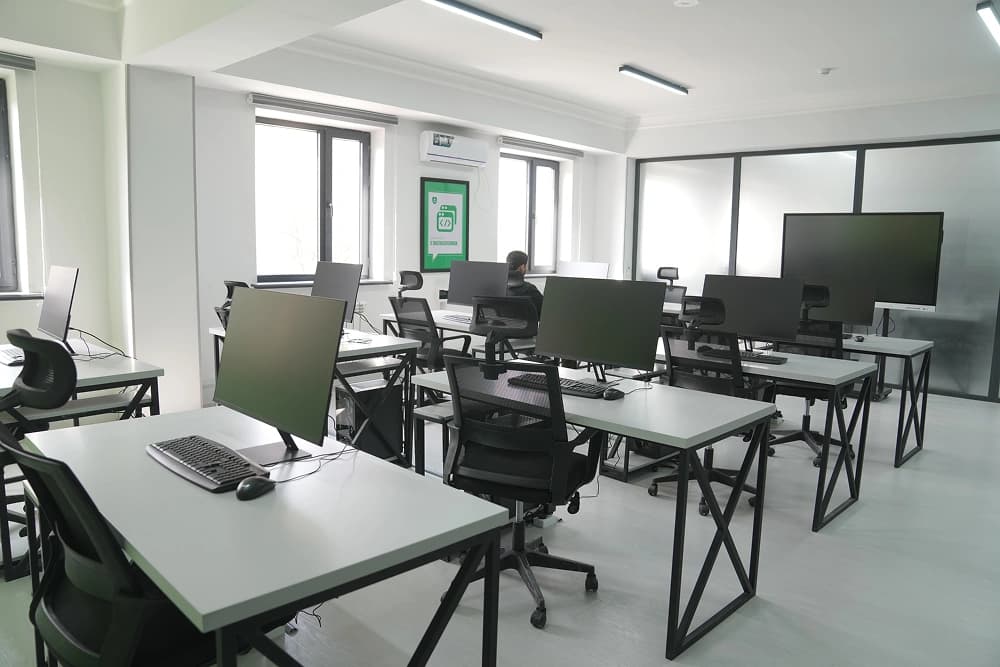 Hakaton va jamoaviy faoliyat